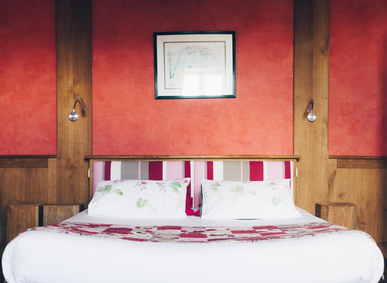Chambres D'Hotes Le Clos D'Enhaut Дінар Екстер'єр фото